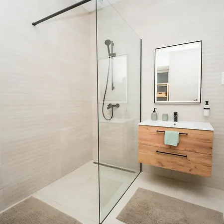 Luxapartment L Maesiarska